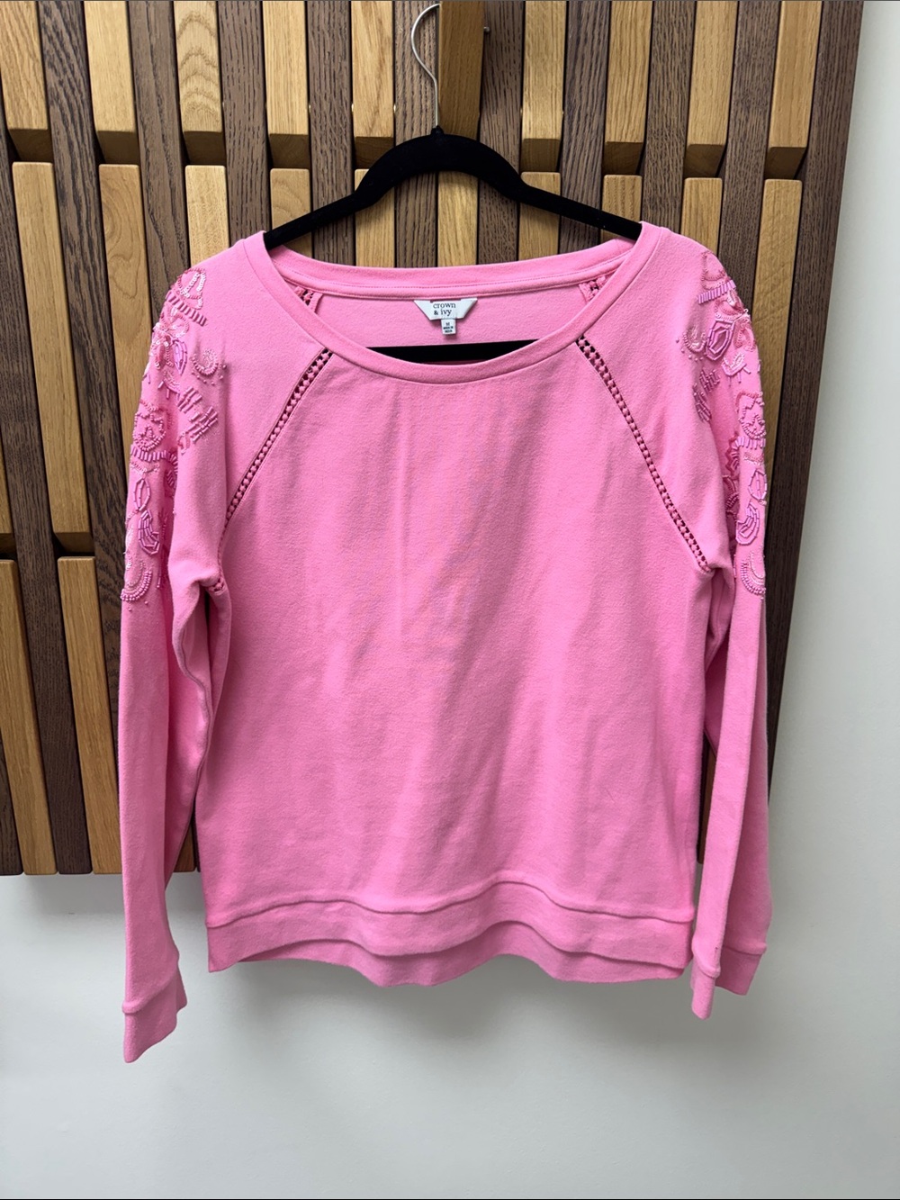 Crown & Ivy Pink Sweatshirt with Bead and Sequin Detailing, size M - Picture 2 of 6